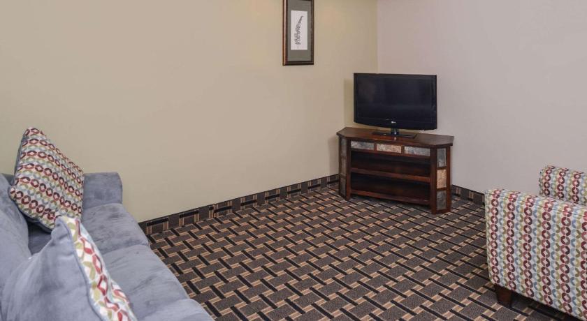 Quality Inn & Suites Montebello - Los Angelas