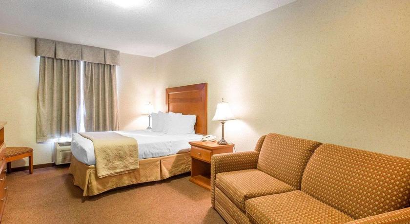 Quality Inn & Suites Lethbridge