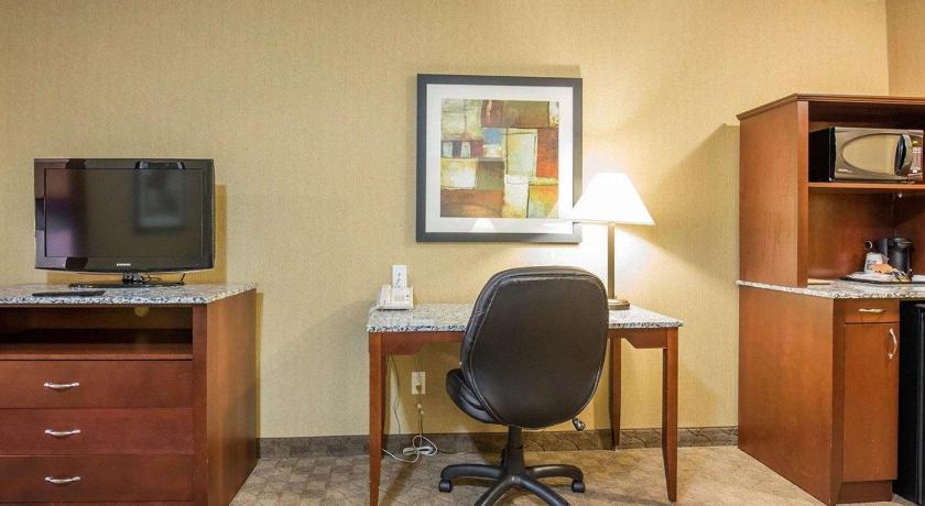 Comfort Inn and Suites Airdrie