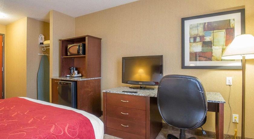 Comfort Inn and Suites Airdrie