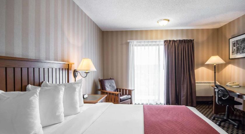 Quality Drumheller Hotel