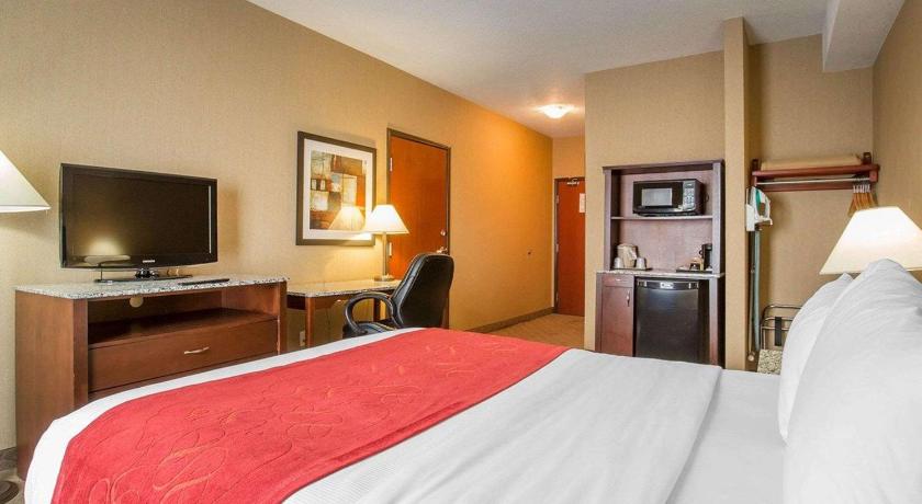 Comfort Inn and Suites Airdrie