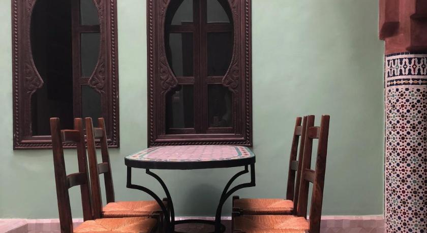 タガズート Traditional Moroccan House 4つ星 ゲストハウス スイート