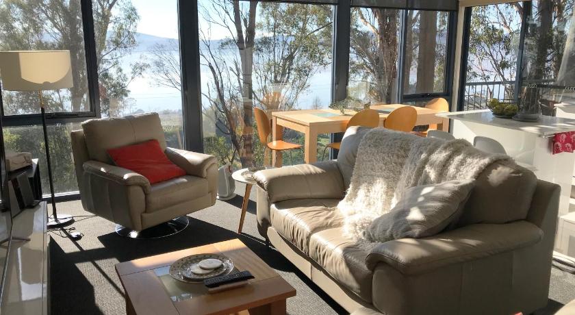 Tamar River Apartments photo