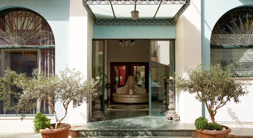 Dioni Boutique Hotel