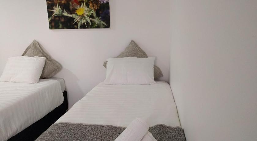 Image of Budget Double Room 3