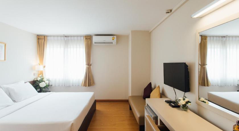 Image of Standard Twin Room 4
