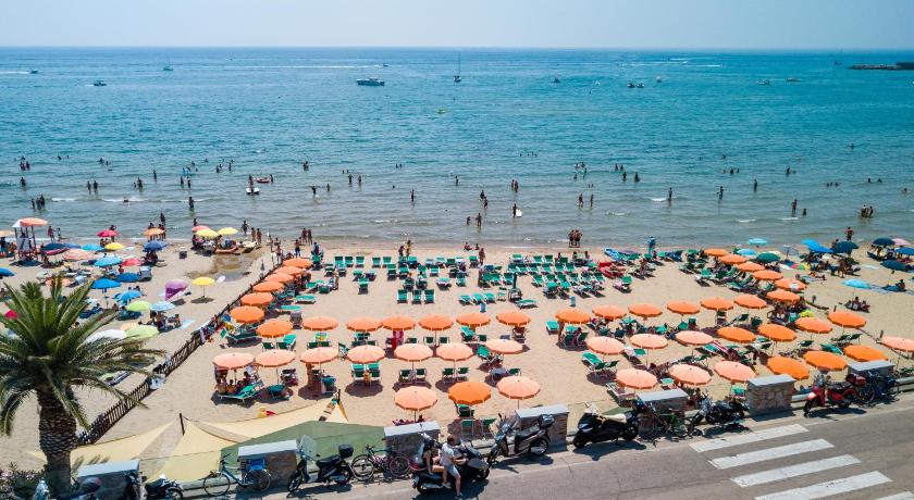 Hotel Corallo Circeo photo