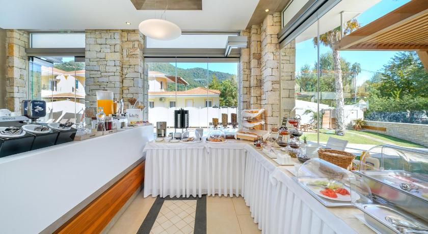 Lobelia Luxury Suites photo