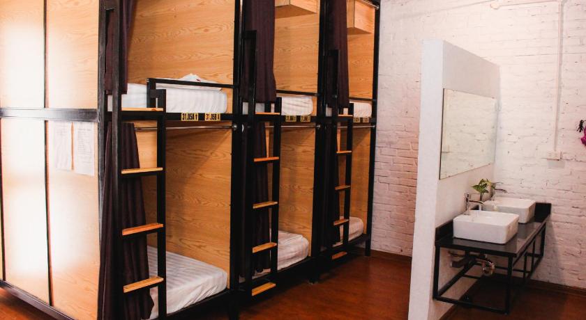 Image of Bunk Bed in Mixed Dormitory Room 1