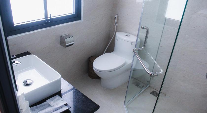 Image of Luxury Ocean View Suite 17