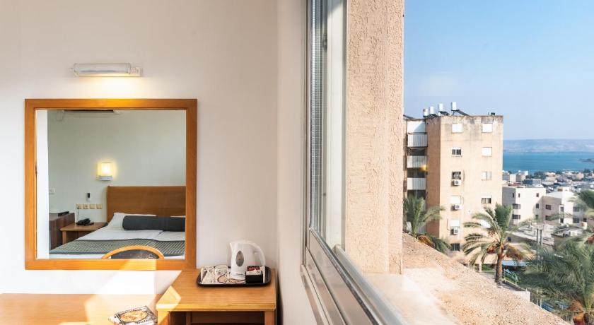 Image of Superior Twin Room 3