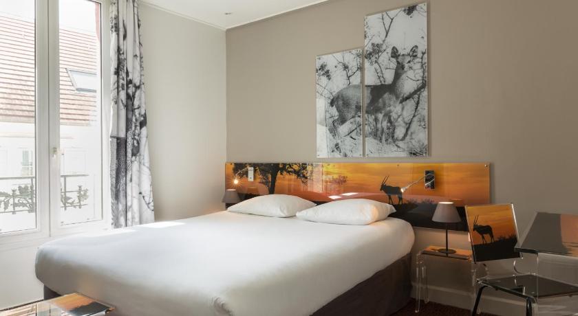 Hotel Le Cardinal Rueil Centre photo