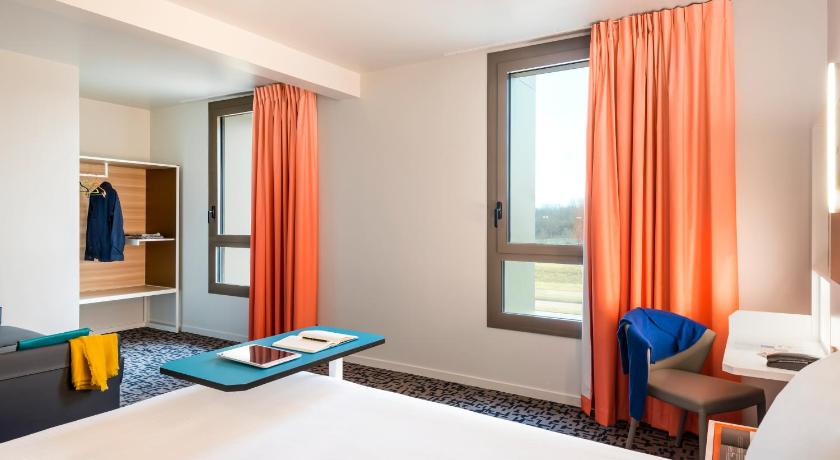 ibis Styles Versailles Guyancourt