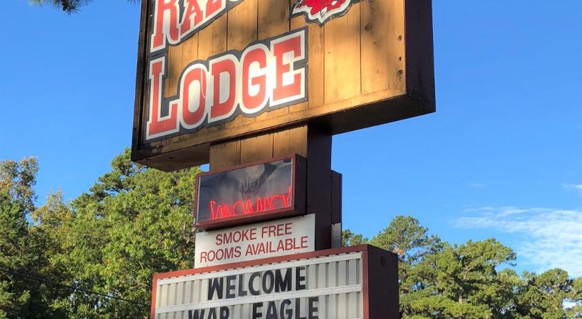 Razorback Lodge photo