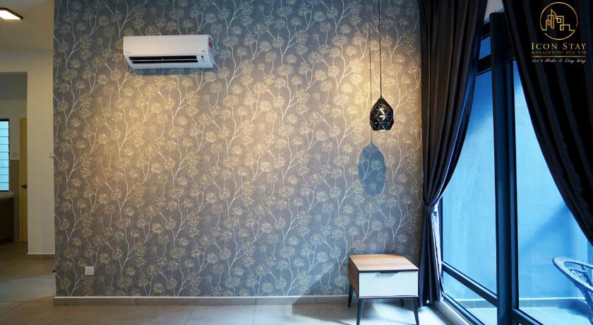 Image of Three-Bedroom Apartment 11