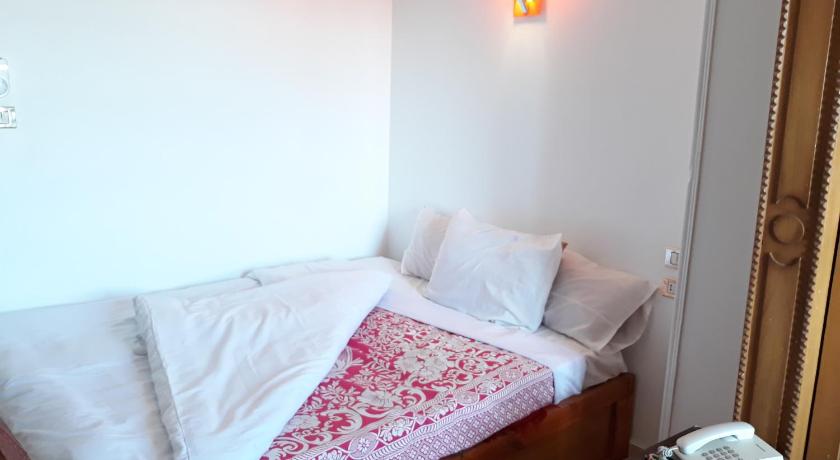 Image of Single Room with River View 8