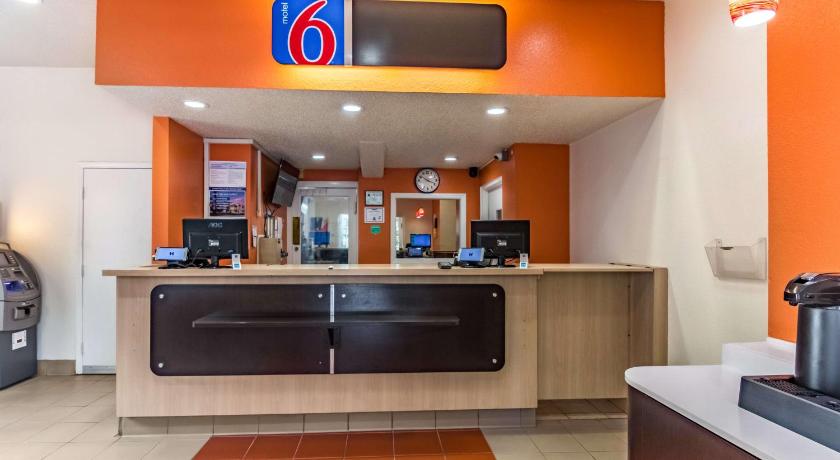 Motel 6 Raleigh NC  Cary