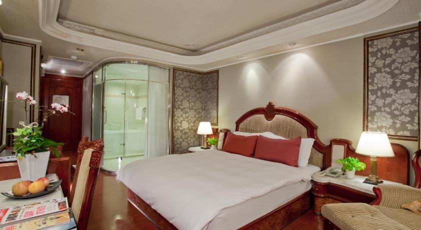 Happiness Hotel photo