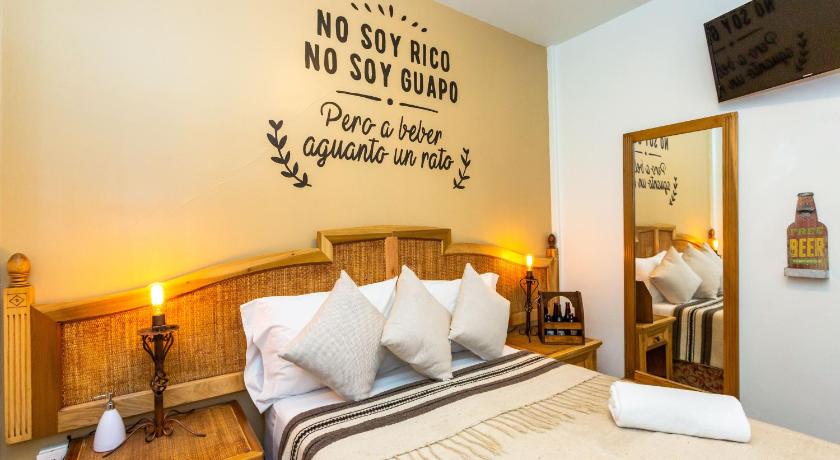 Mala Vecindad Beer Hotel