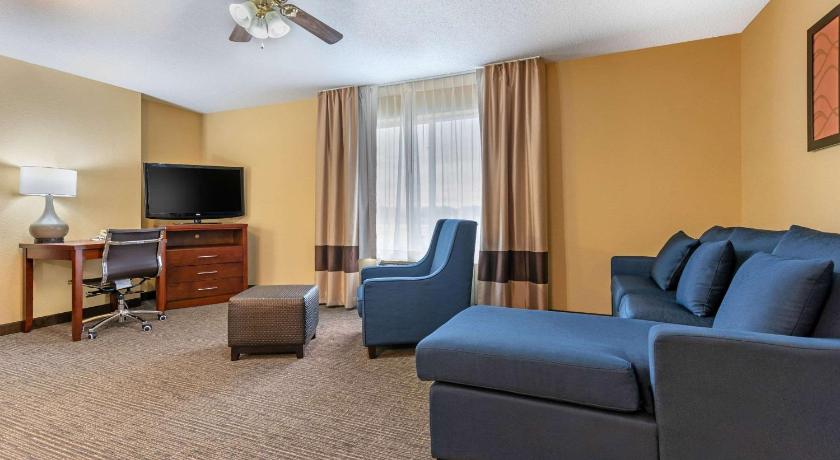 Comfort Suites Findlay