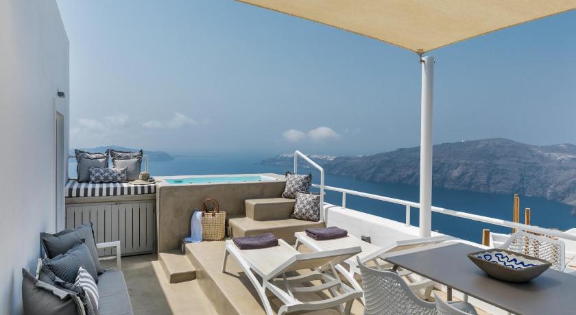 The 360° Caldera view house by Caldera Houses photo