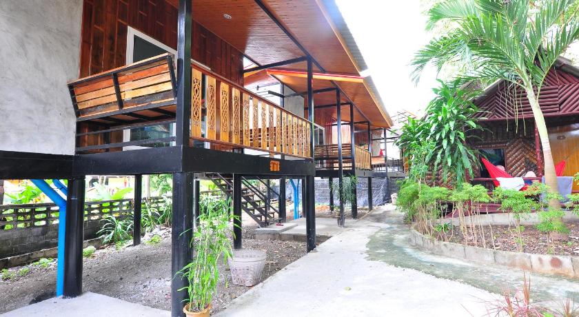 Image of Tropical Bungalow 1