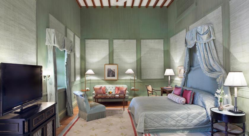 Image of Palace Room with Garden View 2