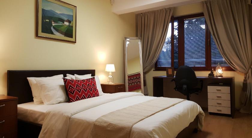 Ethno Art Apartment — Hotel in Sofia