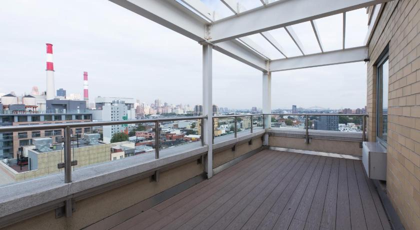 Romana Hotel - NYC in Long Island City Romana Hotel - NYC