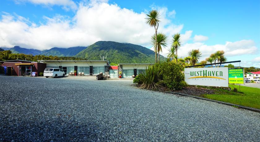 a small town with a lot of trees, Westhaven Motel in Fox Glacier