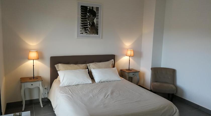 Apartment Rue Merle photo