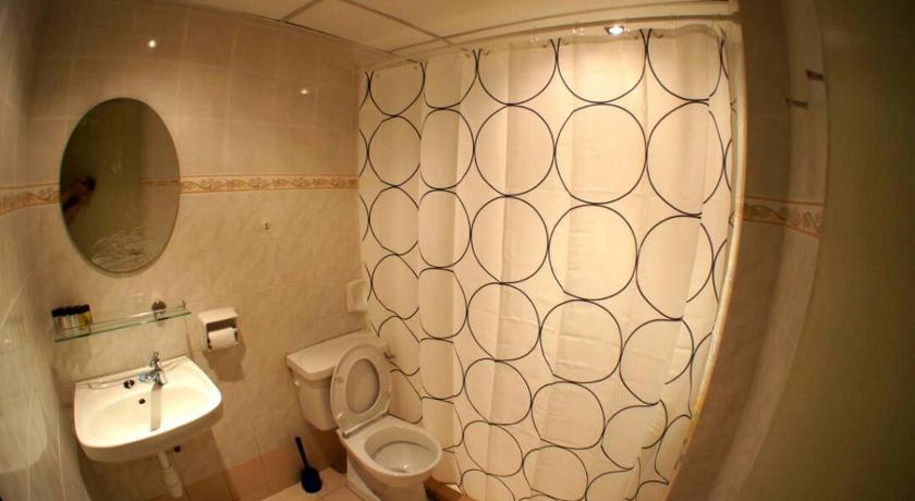 Cozy Suria Kipark Damansara 3R2B Apt sleeps 8pax - image 7