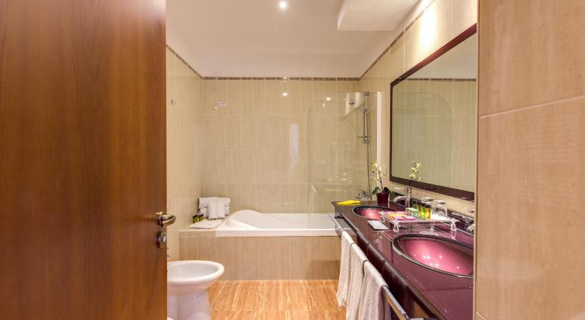 Image of Quadruple Room 7