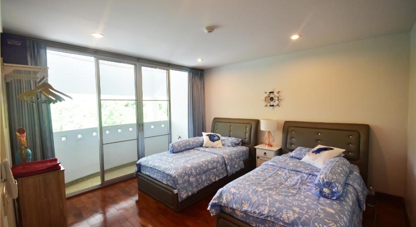 Hua Hin Beachfront Condo With Beach Access & Pools - image 26