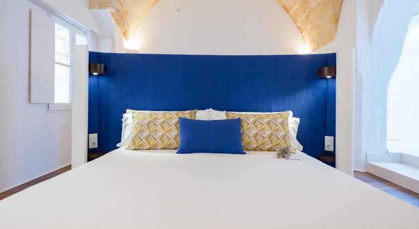 Divina Suites Hotel Singular -Adults Only — Hotel in Menorca
