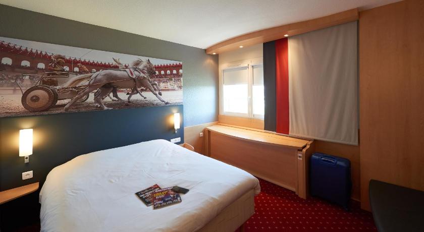 ibis Cholet