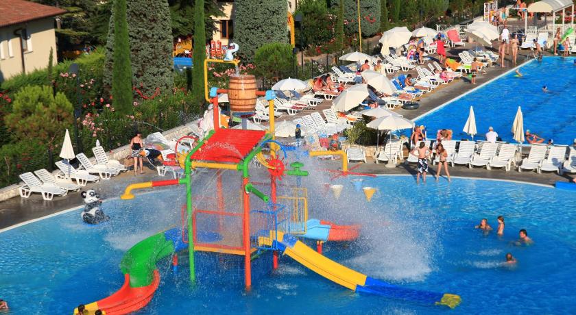 Happy Camp mobile homes in Camping Bella Italia photo