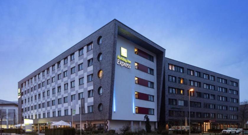 Intrarea Timișoara Prices Photos Reviews Address Romania