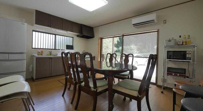 조시 森と空と家 Spacious private house Moritosora 3성급 숙소 레스토랑