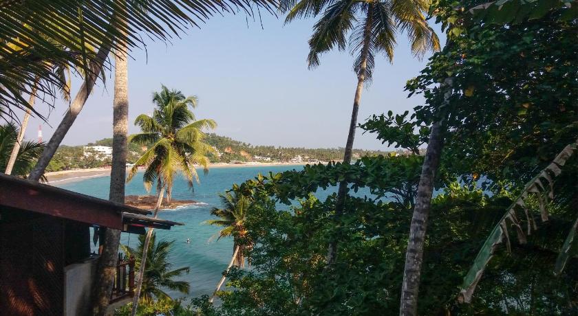 Chez Podi Surf Stay - image 4