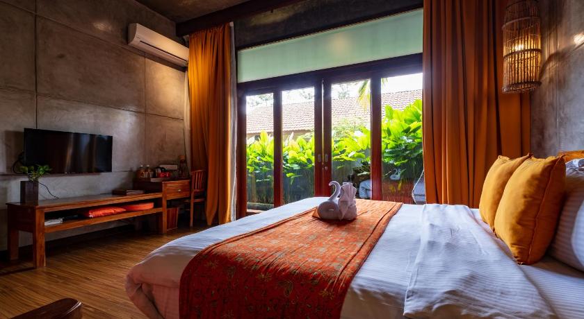 Image of Superior Garden View Room with Bathtub 1
