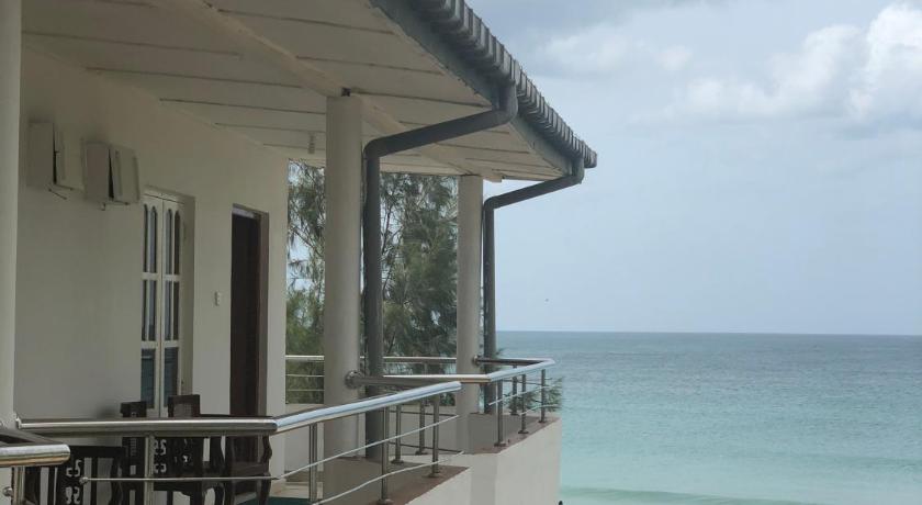 Sea Lotus Park Hotel – Trincomalee, GA