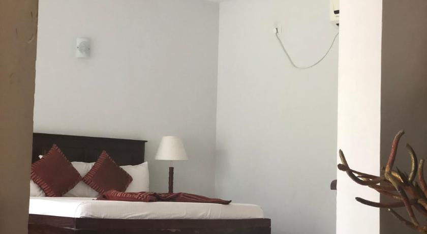 Sea Lotus Park Hotel - image 35