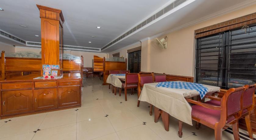 Kallada Golden Hotel photo