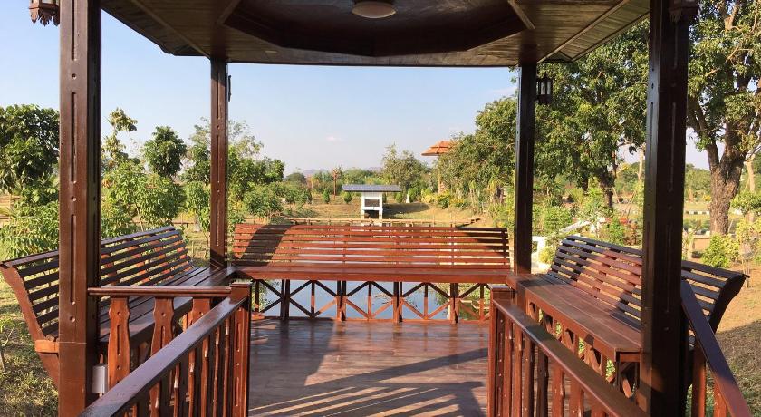 Image of Superior Bungalow 7