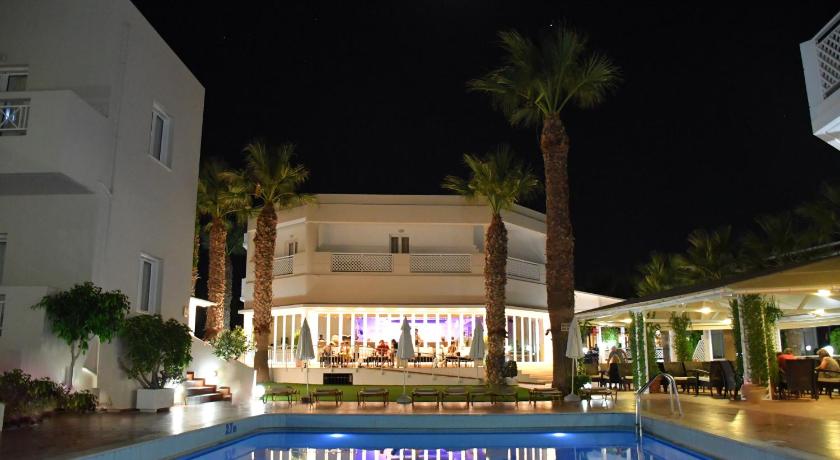 Magda Hotel Club