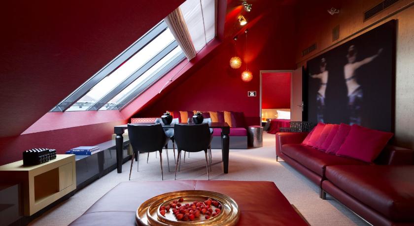 Image of Opera Suite 10