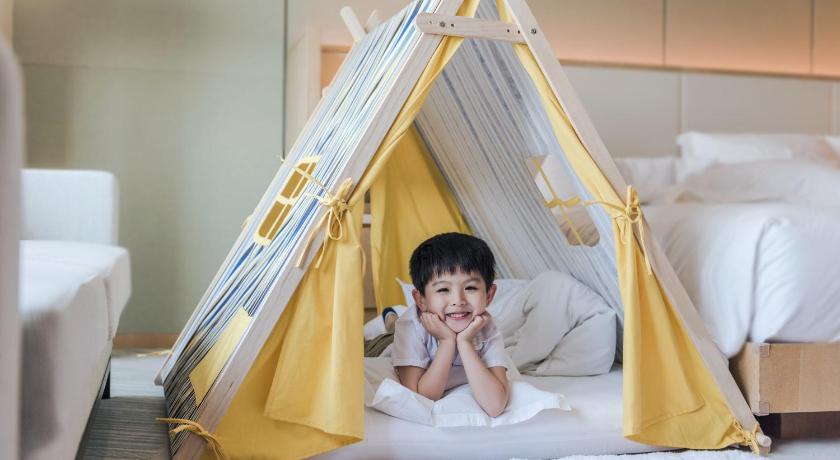 Imagen de 1 King Bed With Cbd Tower View Deluxe 5