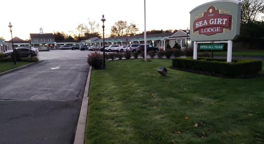 Sea Girt Lodge photo